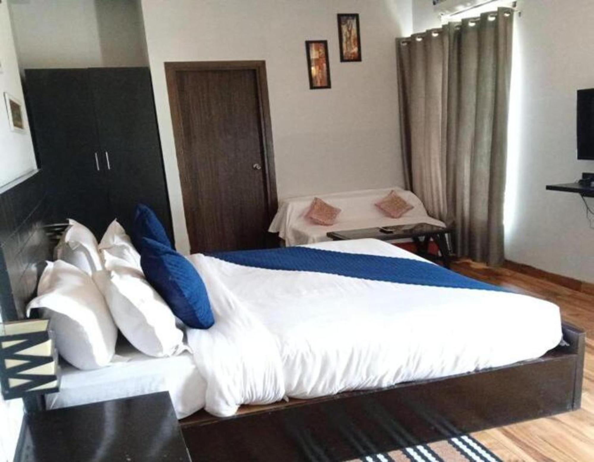 Vrindavan Dreams Hotel And Suites المظهر الخارجي الصورة