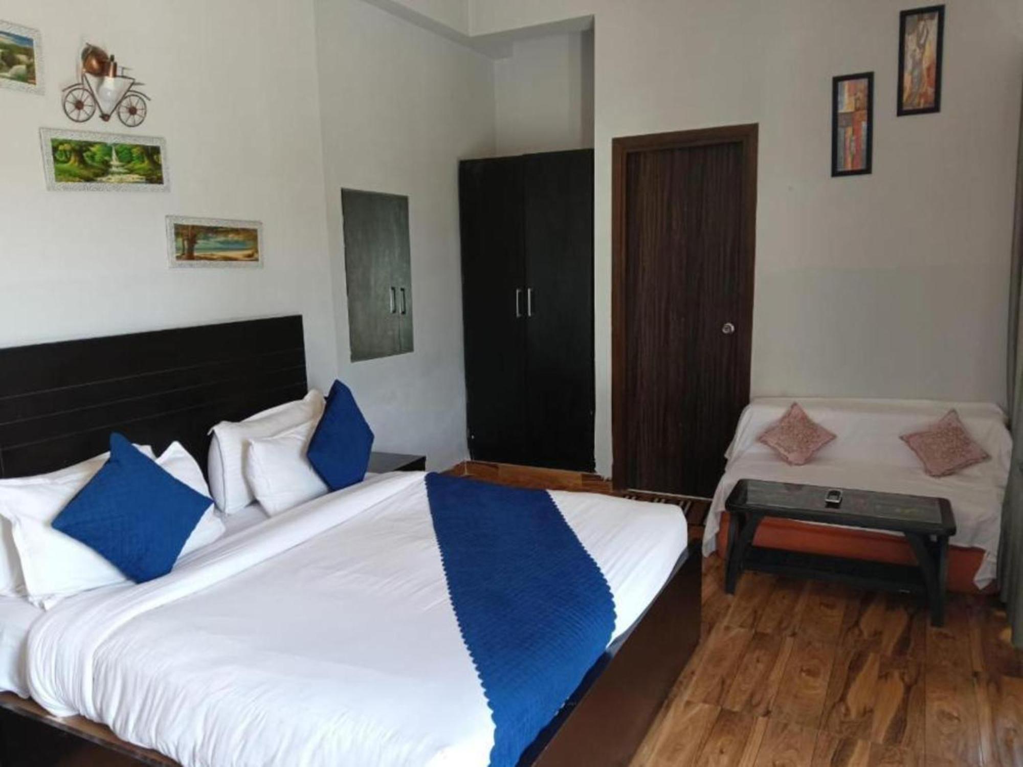 Vrindavan Dreams Hotel And Suites المظهر الخارجي الصورة