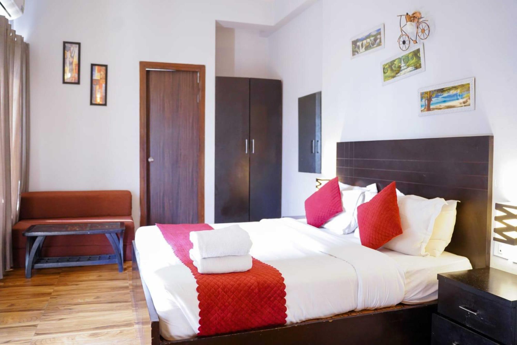 Vrindavan Dreams Hotel And Suites المظهر الخارجي الصورة
