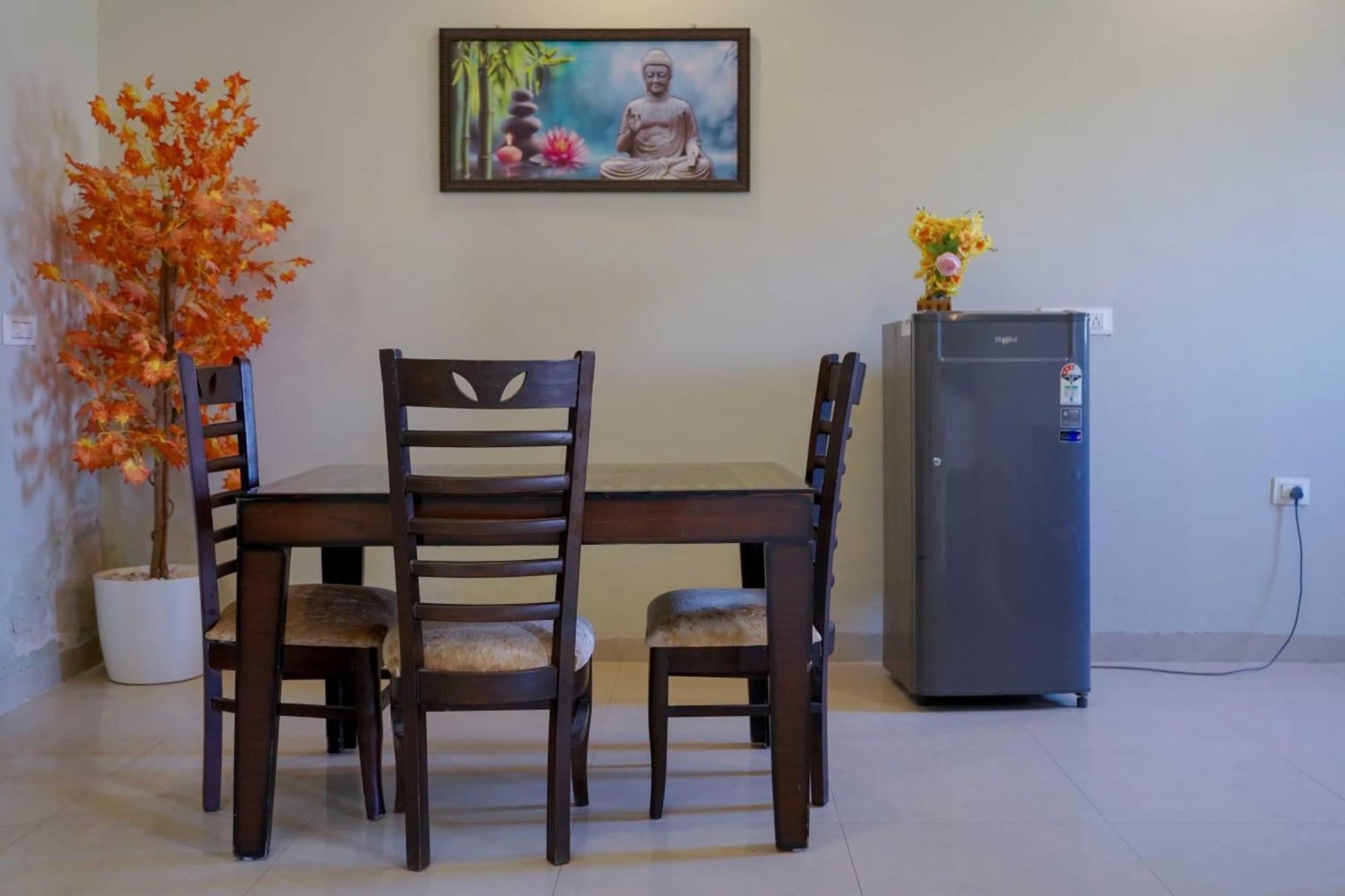 Vrindavan Dreams Hotel And Suites المظهر الخارجي الصورة